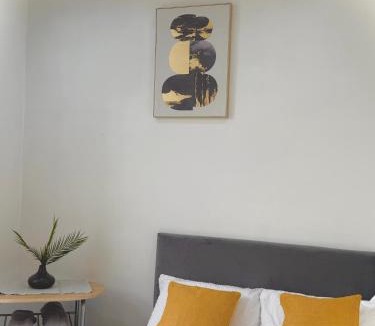 Burnley Bed & Breakfast | Oakbridge Studios