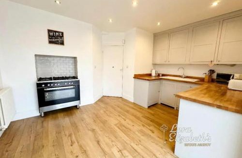 Skegby House | Oakham ridge