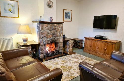 Conwy House | Oakleigh Cottage