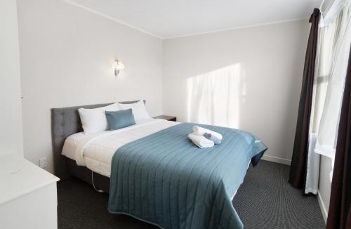 Gore Hotel | Oakleigh Motel