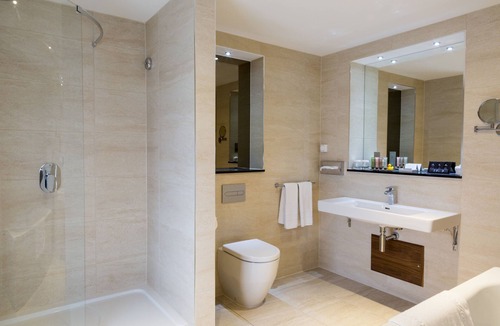 Oakley Hotel | Oakley Hall Hotel