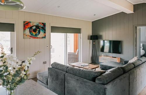 Clitheroe House | Oakley - Uk51103