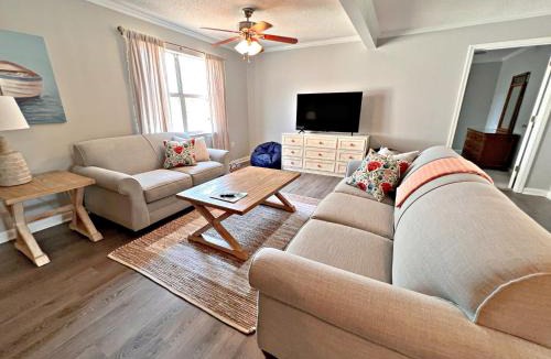 Orange Beach House | Oakridge Cottage