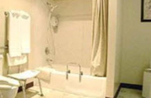 Oak View Hotel | Oakridge Inn