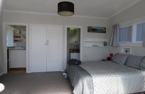 Oamaru Ski Chalet | Oamaru Harbour Nest