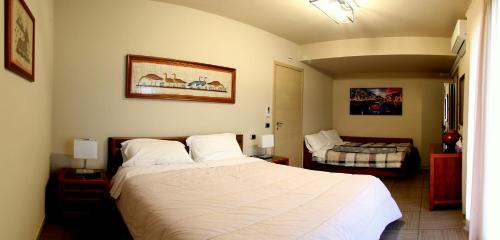 Brembate Bed & Breakfast | Oasi Brembate Bed and Breakfast