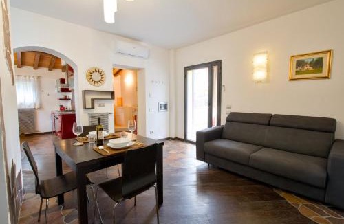 Limite Sull'Arno Apartment | Oasi di pace in Toscana con giardino privato