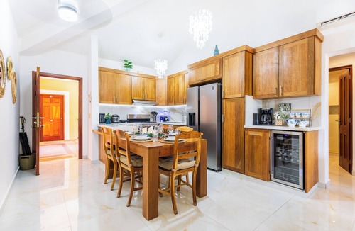 Bavaro Apartment | Oasis Cocotal - Punta Cana 4BR Apartment
