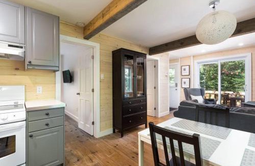 Saint-Calixte Ski Chalet | Oasis de paix sous les arbres, avec accès au quai, à 1h de Montréal