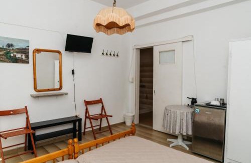 Kamares House | Oasis