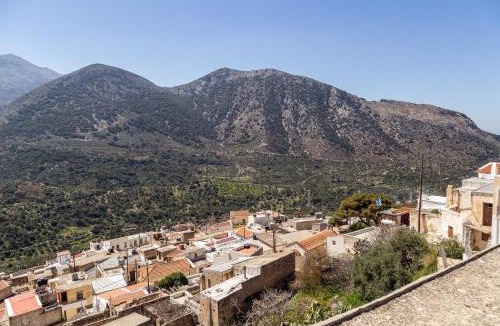 Vrachasi House | Oasis Mountain House