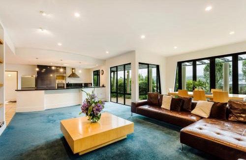 Musselburgh House | Oasis on Belmont Lane