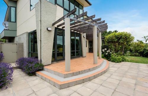 Musselburgh House | Oasis on Belmont Lane