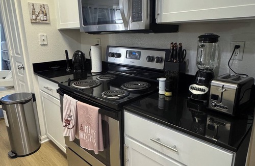 Eisenhower East Apartment | OasisCharming 2Bethroom+2baths FreeparkingWashingtonDCAnd ReaganNational Airport