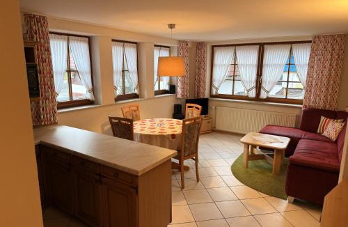 Gutach Apartment | Oberbauernhof - Wohnung Am Garten - Moderne FeWo im schönen Schwarzwaldhaus