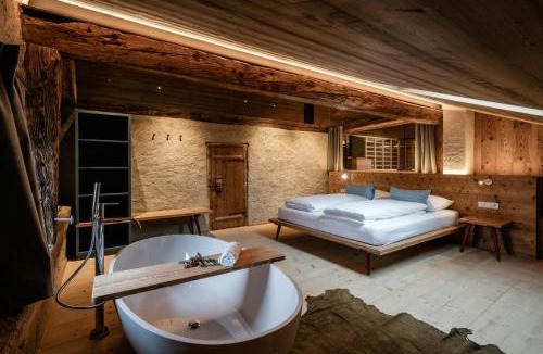 Lajen Apartment | OBERBUCHFELDER historic farmhouse