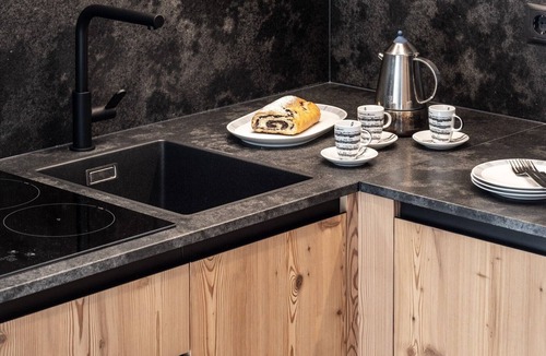 Barbiano Apartment | Oberfallerhof 'Apartment Ummi' with Mountain View, Garden & Wi-Fi