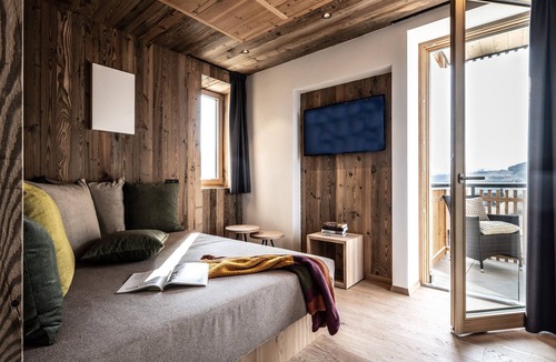 Colma Apartment | Oberfallerhof 'Apartment Inni' with Mountain View, Garden & Wi-Fi