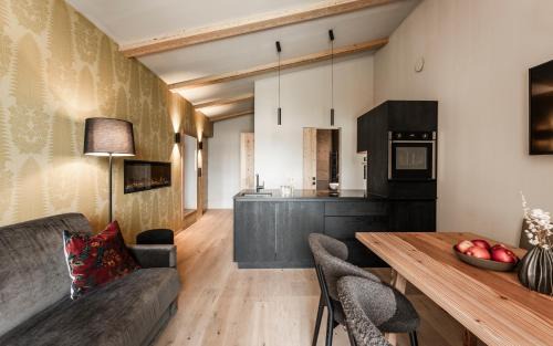 Parrocchia di San Sigismondo Apartment | Oberplunerhof Luxury Chalet Skyline