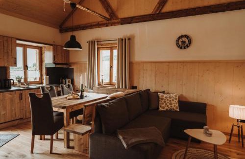 Schotten Ski Chalet | Oberwald Chalets 1