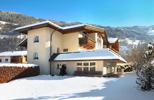 Distelberg Apartment | Obetzhofer by Interhome