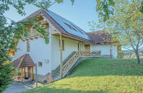 Rigelj pri Ortneku Apartment | Oblak Estate Studio XL, Ortnek, Slovenia