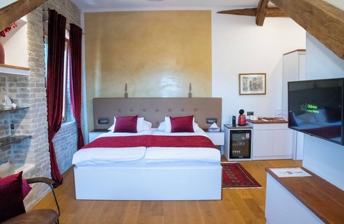 Split Bed & Breakfast | Oblivion Rooms Split - Spacious & Cozy Retreats. Sea & Park Views Await