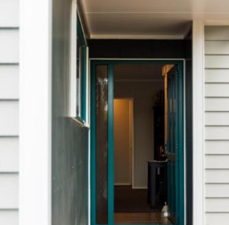 Paraparaumu House | Observation Holiday Home