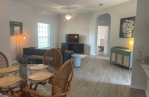 Fellowship House | Ocala Golden Meadows Getaway Pet Friendly Fenced Yard Close To WEC