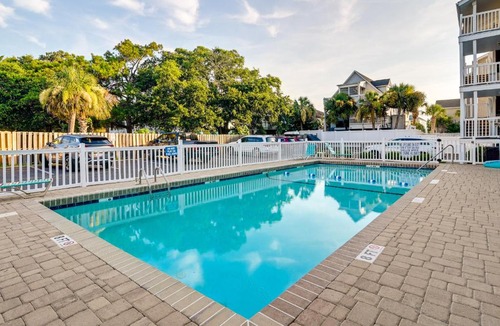 Long Bay Estates House | Ocean Access & Balcony: Surfside Beach Condo