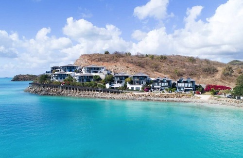 Fryes Beach Villa | Ocean Azul – Modern Infinity-Pool Villa Overlooking Darkwood Beach, Antigua and Barbuda