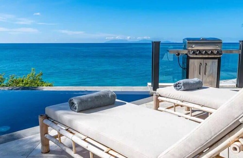 Fryes Beach Villa | Ocean Azul – Modern Infinity-Pool Villa Overlooking Darkwood Beach, Antigua and Barbuda