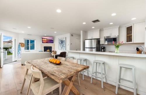 Ocean Beach House | Ocean Beach Cottage with Views