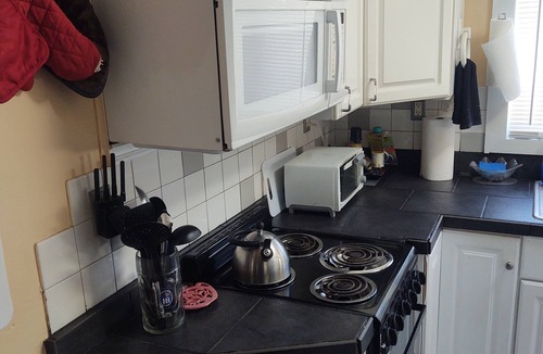 Ocean Beach House | Ocean Beach, Fire Island,NY 4 bed,2 Bath, Sleeps 9, Full Kitchen, Deck, Bicycles