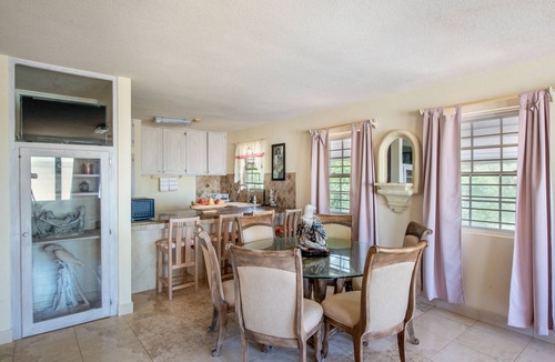 Inch Marlowe Apartment | Ocean Bliss Apartments