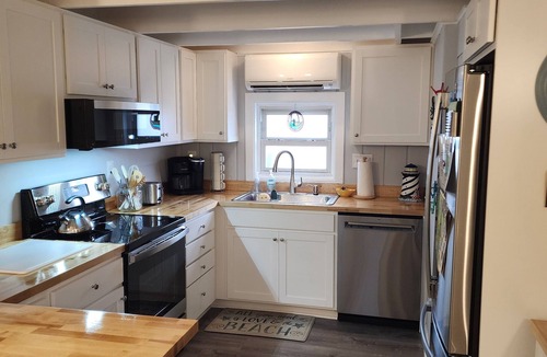 Rehoboth by the Sea Cottage | Ocean Block Dewey Beach and Pet Friendly!