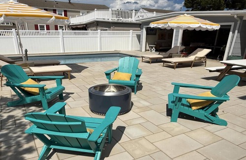 The Dunes House | OCEAN BLOCK single family home. Close to the Beach!