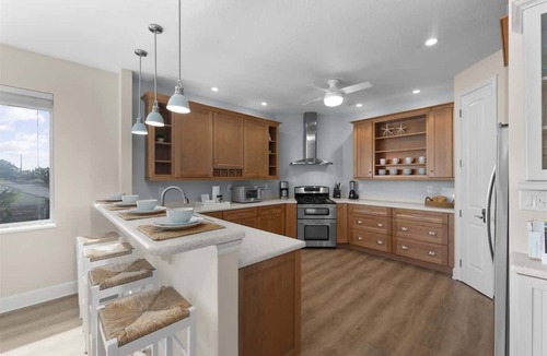 Cocoa Beach Condo | Ocean Blue Beach House Located in South Cocoa Beach