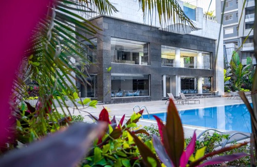 Heliopolis Apartment | Ocean Blue Studios