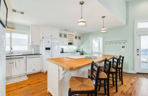 San Luis House | Ocean Breeze - 2nd Row, Best Sunrises, Surf Sounds