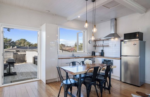 Foxton Beach House | Ocean Breeze - Foxton Beach Holiday Home