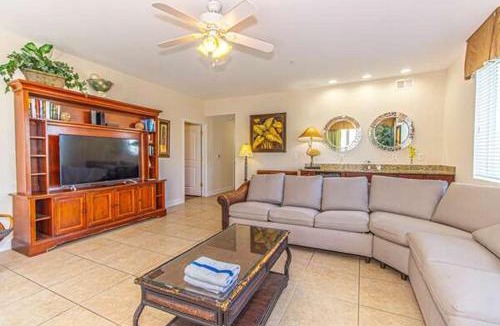 Windy Hill House | Ocean Breeze Luxury Villas 2C Across The Street From The Ocean! Sleeps 20 guests