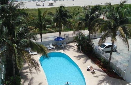 South of Fifth Condo | OCEAN Dr, Steps to Beach, POOL APT. 1/1, WITH PARKING PERMIT and CITY APPROVED.