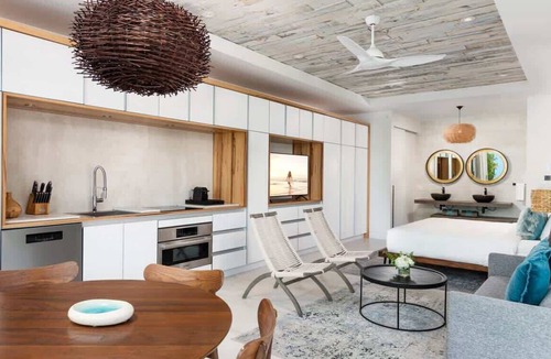 Leeward Settlement Villa | Ocean Dream 5 BR Villa Azur - Oceanfront