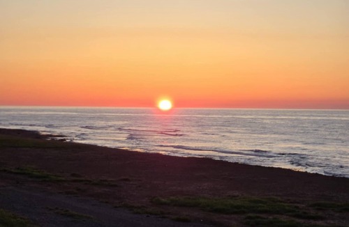 Savage Harbour Cottage | Ocean Front 3 bedrooms. Amazing sunroom and a few minutes walk from Sandy Beach.