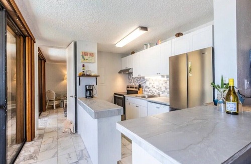 Estate Bolongo Condo | Ocean-Front 3 Bedroom Villa! Optional SUV Rental