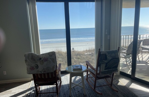 Crescent Beach Condo | Ocean Front/3 bedroom Condo