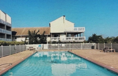 Southend Condo | Ocean Front 4 Bedroom 2.5 Bath Condominium with pool Brigantine NJ