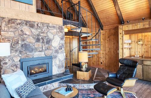Florence House | Ocean Front A Frame with Spectacular Views! Dog The Hidden Overlook