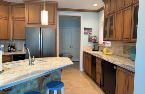 Sawgrass Apartment | Ocean front and pool side beautiful condo for unforgettable beach holiday